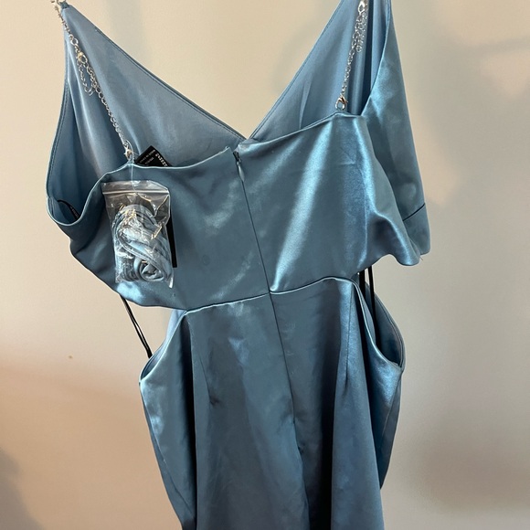 bodycon - Picture 2 of 3